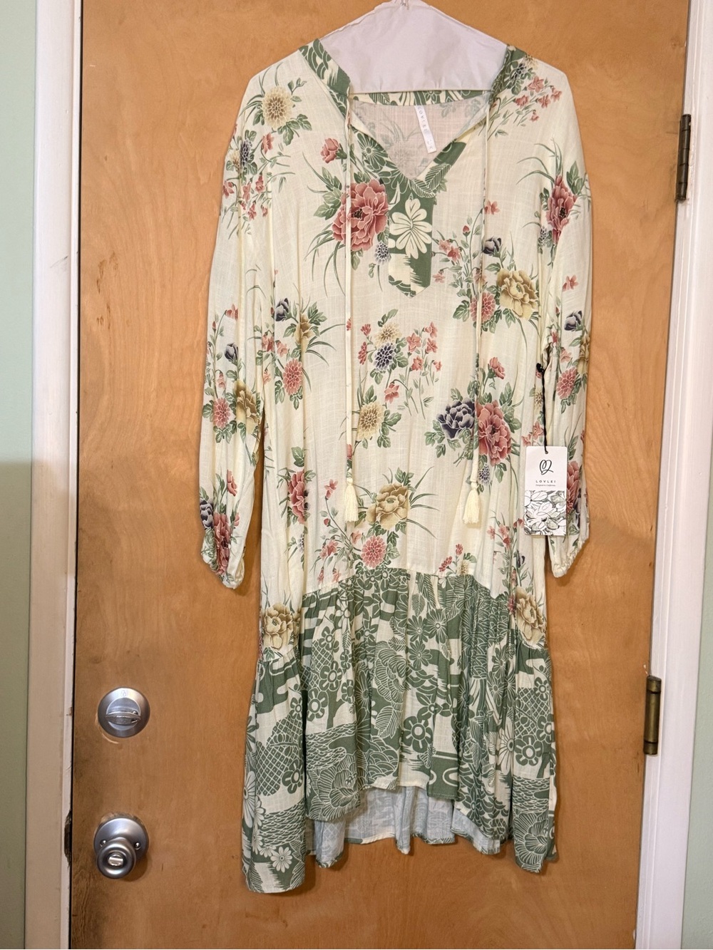 Floral Tie-Neck Midi Dress in Cream and Sage